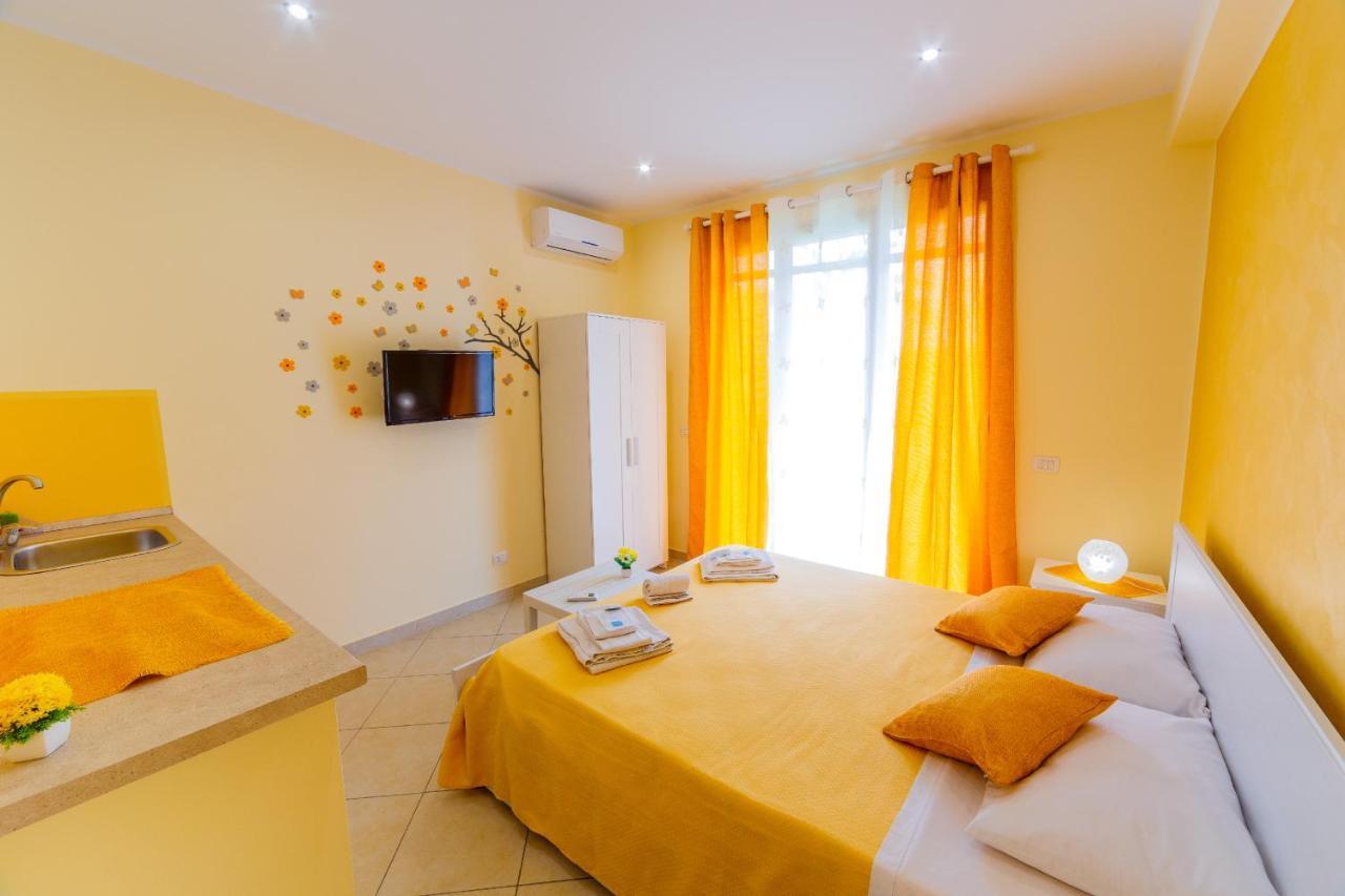 Sicily In Love - Rooms & Breakfast Taormina Eksteriør billede